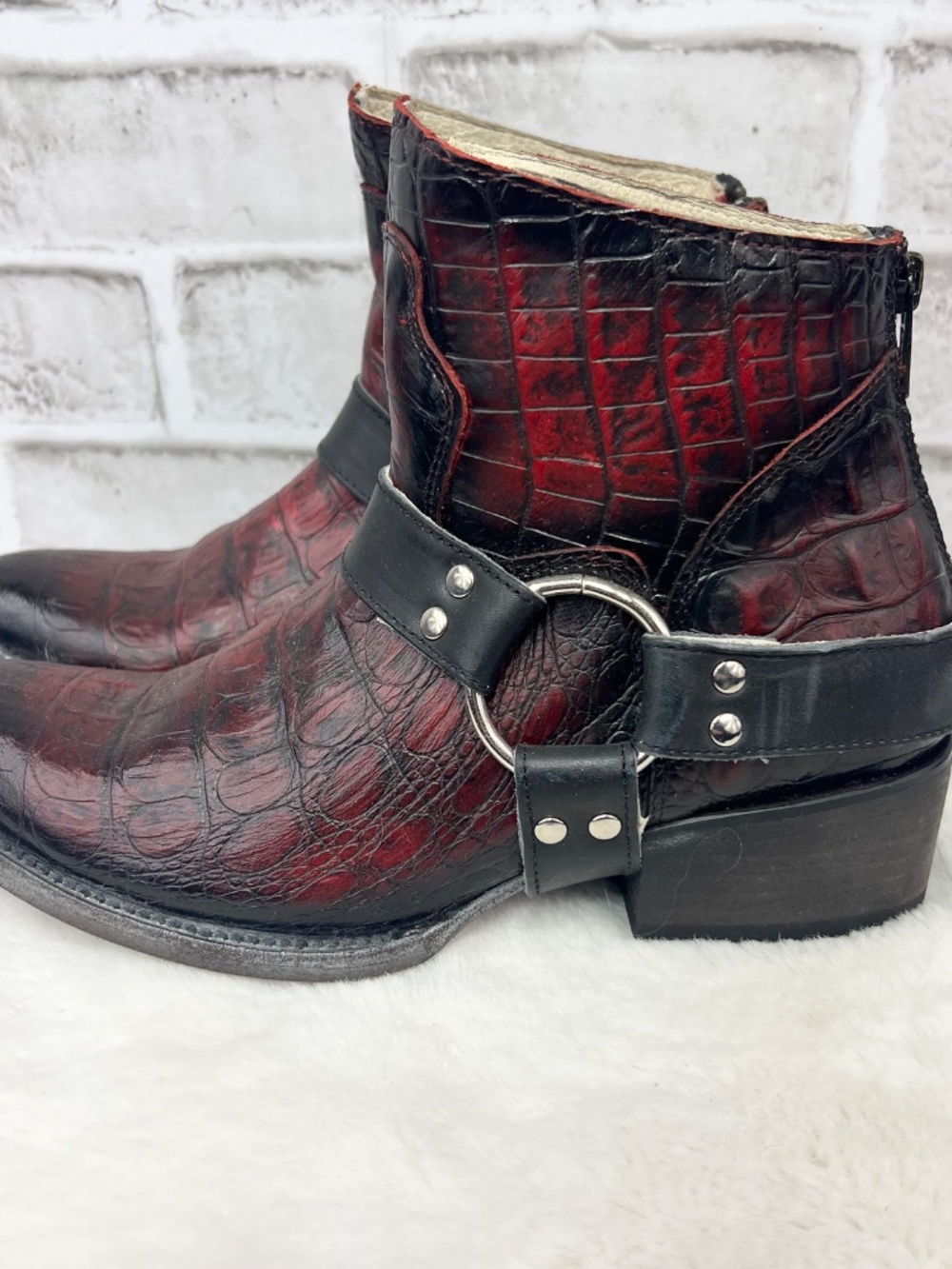 FREEBIRD BY STEVEN • Santiago Oxblood Croc Embossed Leather Harness Boots Size 8 - Picture 3 of 14